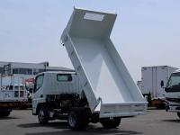 Mitsubishi Canter 2025