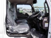 Mitsubishi Canter 2025