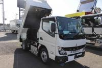 Mitsubishi Canter 2025