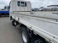 Isuzu ELF 2020