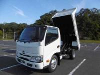 Hino Dutro 2022