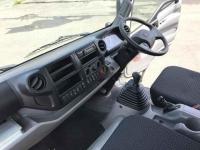 Hino Dutro 2023
