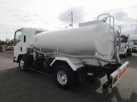 Isuzu ELF 2010