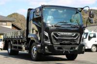 Isuzu Forward 2025