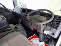 Isuzu ELF 2015