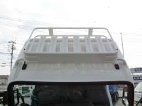 Isuzu ELF 2023