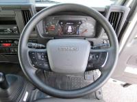 Isuzu ELF 2023