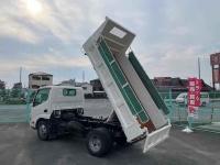 Hino Dutro 2013