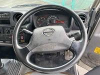 Hino Dutro 2013