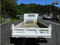 Isuzu ELF 2011