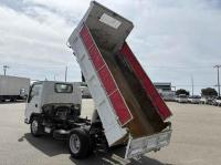 Isuzu ELF 2020