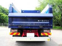 Isuzu Forward 2024