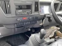 Isuzu ELF 2024