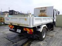 Isuzu Forward 2018