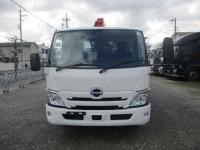 Hino Dutro 2024