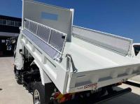 Mitsubishi FUSO FIGHTER 2023