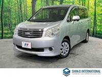 Toyota Noah 2012