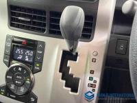 Toyota Noah 2012