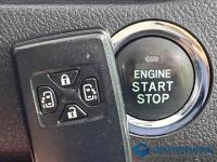Toyota Noah 2012