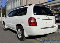 Toyota Kluger 2001