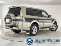 Mitsubishi Pajero 2012
