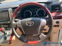 Toyota Alphard 2008