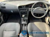 Nissan Bluebird 1990