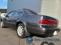Nissan Bluebird 1990
