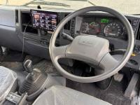 Isuzu Forward 2021