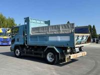 Isuzu Forward 2015