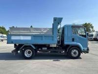 Isuzu Forward 2015