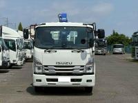 Isuzu Forward 2023