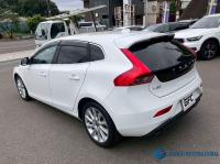 Volvo V40 2015