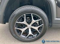 JEEP COMMANDER 2023