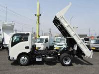 Isuzu ELF 2024