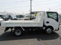 Isuzu ELF 2024
