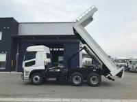 Mitsubishi SUPER GREAT 2025