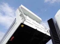 Mitsubishi SUPER GREAT 2024