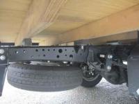 Isuzu ELF 2024
