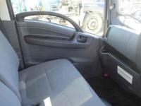 Isuzu ELF 2023