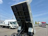 Isuzu ELF 2023