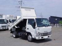 Isuzu ELF 2022