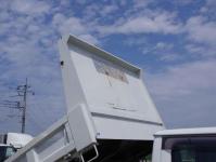 Isuzu ELF 2022