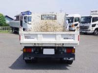 Isuzu ELF 2022