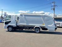 Mitsubishi FUSO FIGHTER 2025