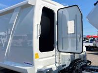 Mitsubishi FUSO FIGHTER 2025