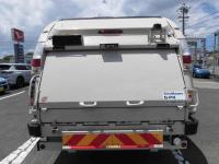 Isuzu ELF 2020