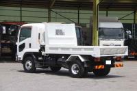 Isuzu Forward 2011