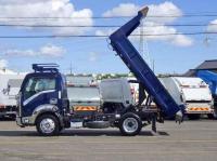 Isuzu ELF 2024