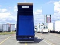 Isuzu ELF 2024